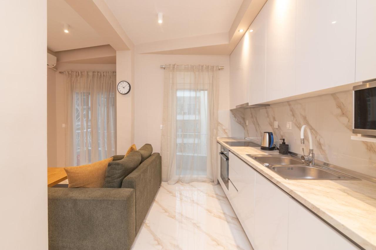 White Lux Heaven Saint Dimitrios Apartment Солун Екстериор снимка