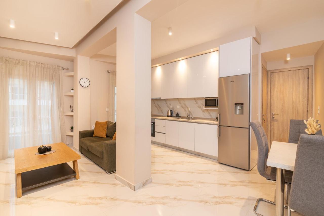 White Lux Heaven Saint Dimitrios Apartment Солун Екстериор снимка