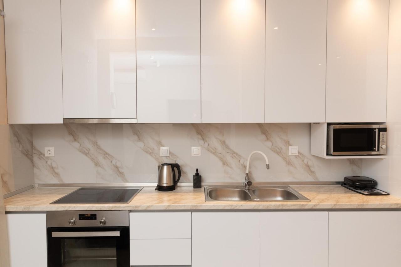 White Lux Heaven Saint Dimitrios Apartment Солун Екстериор снимка