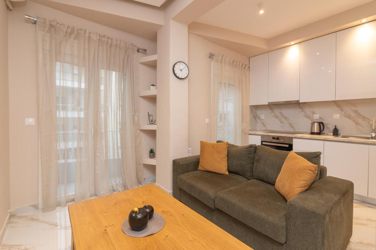 White Lux Heaven Saint Dimitrios Apartment Солун Екстериор снимка